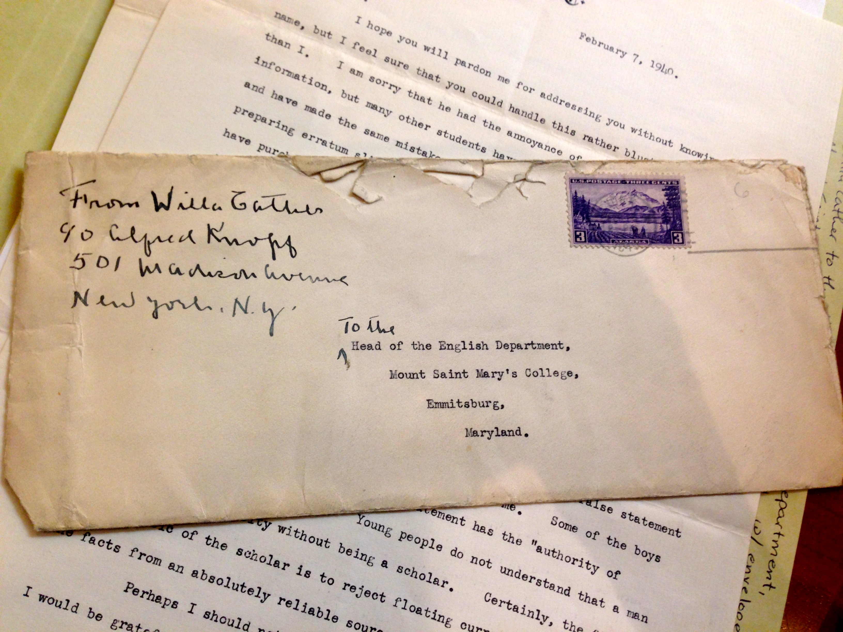 Envelope and letter of Willa Cather to the Head of the Mount Saint Mary's , February 7, 1940. (Photograph by Emily Caldwell)